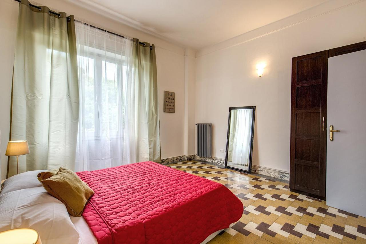 Aweshomeitaly - Bay Windows Apartment La Spezia Esterno foto