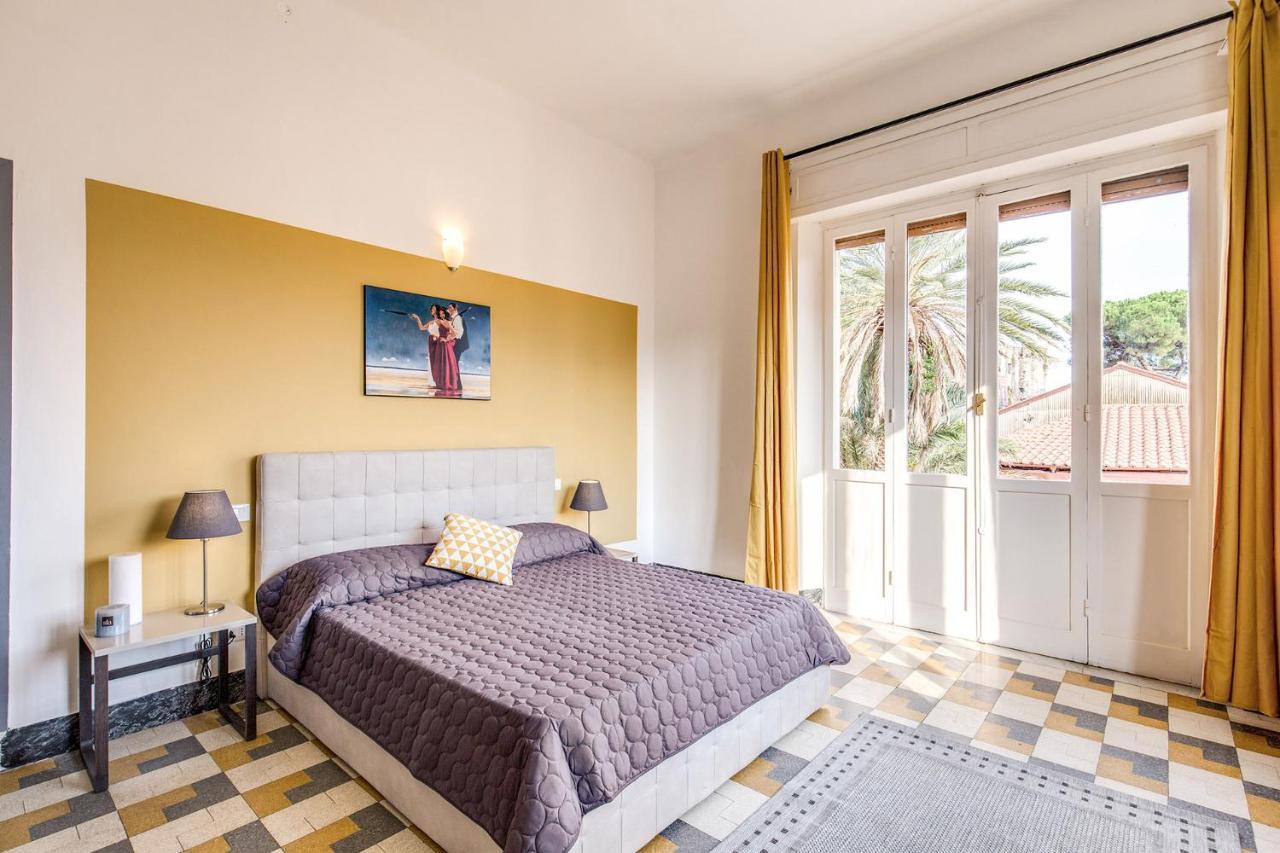 Aweshomeitaly - Bay Windows Apartment La Spezia Esterno foto