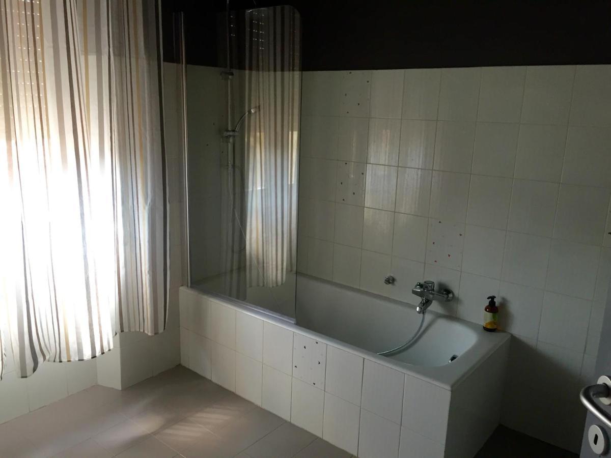 Aweshomeitaly - Bay Windows Apartment La Spezia Esterno foto