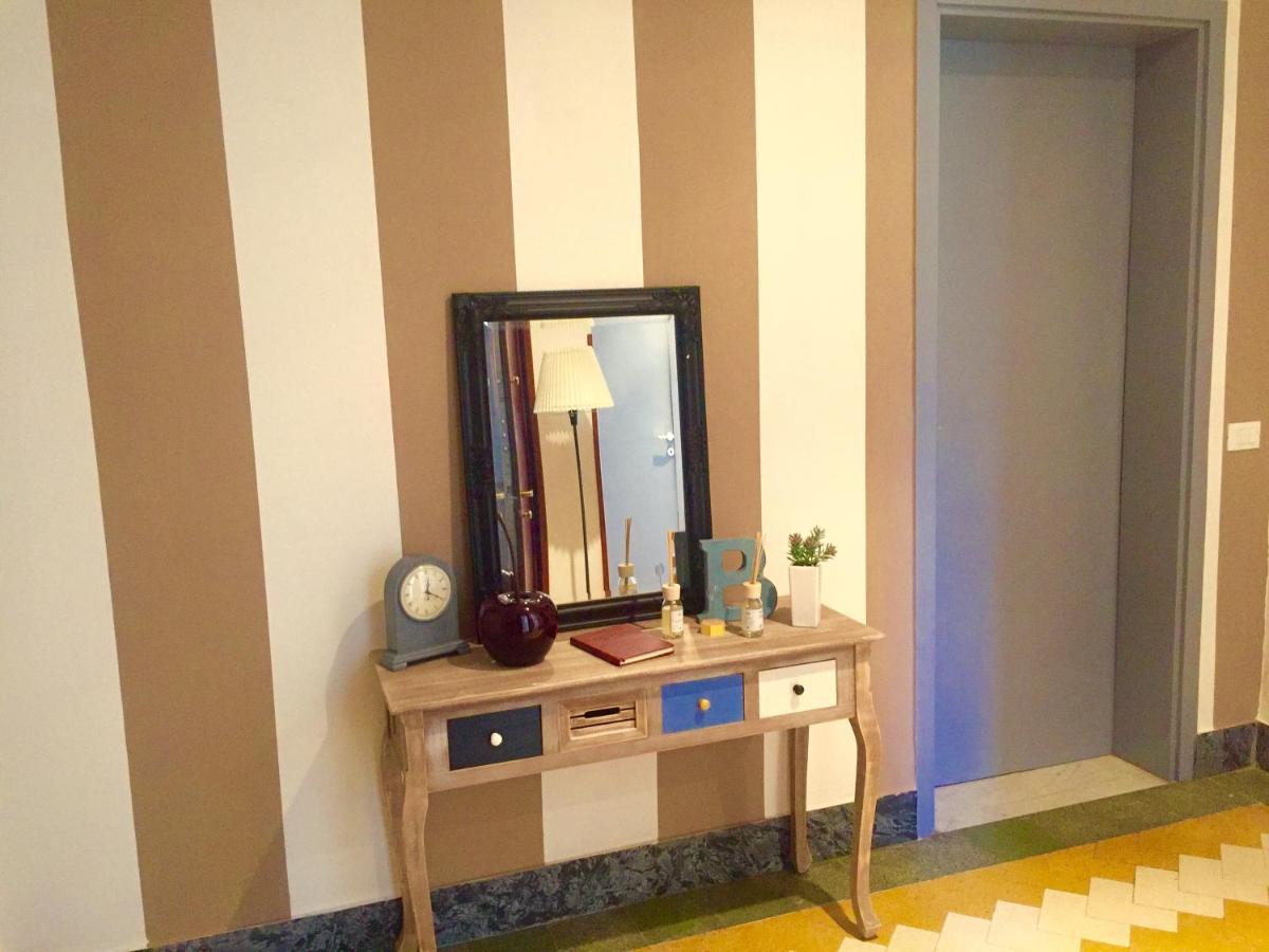 Aweshomeitaly - Bay Windows Apartment La Spezia Esterno foto